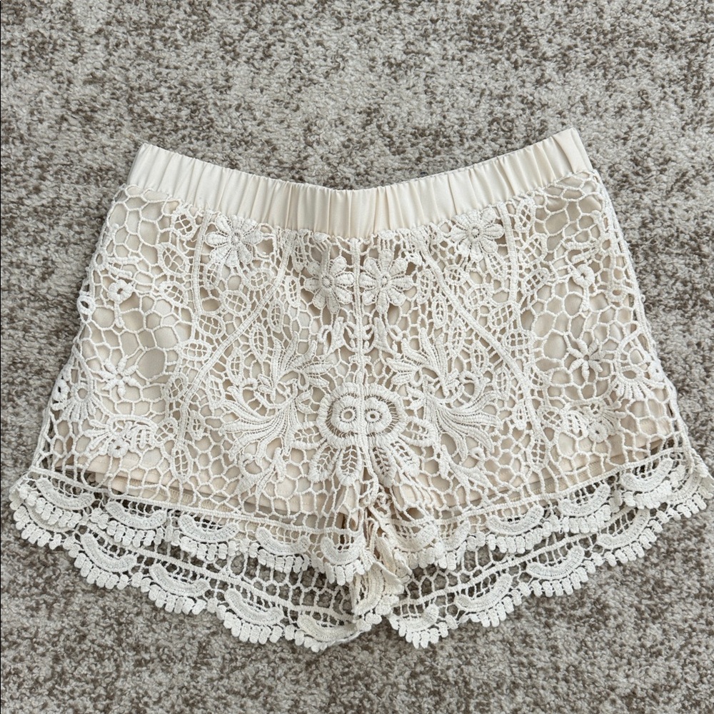 Cream Lace Crochet Shorts